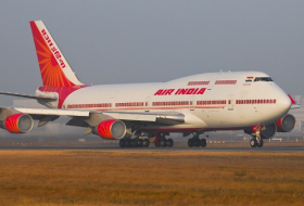 Скончался пассажир самолета Air India, экстренно севшего в Баку